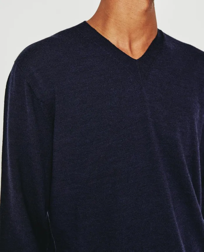 AG Jeans Beck Vee Deep Navy Men Sweatshirts AG Jeans Beck Vee Deep Navy Men Sweatshirts