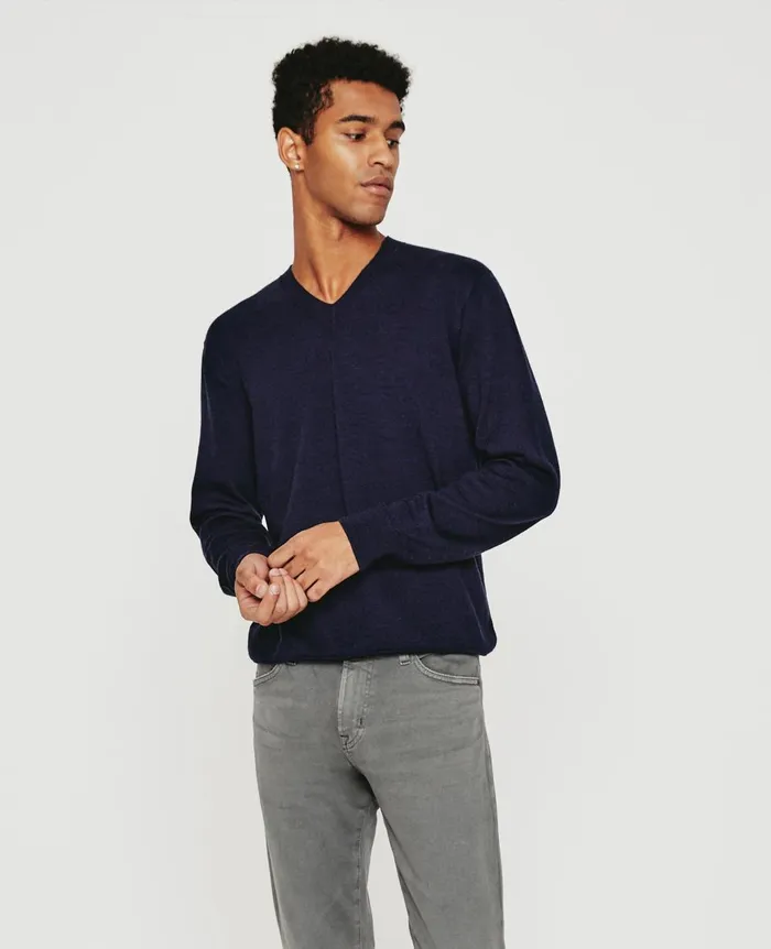 AG Jeans Beck Vee Deep Navy Men Sweatshirts AG Jeans Beck Vee Deep Navy Men Sweatshirts