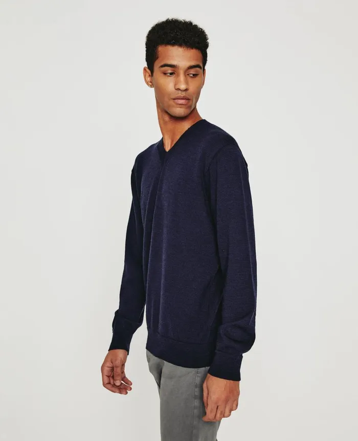 AG Jeans Beck Vee Deep Navy Men Sweatshirts AG Jeans Beck Vee Deep Navy Men Sweatshirts