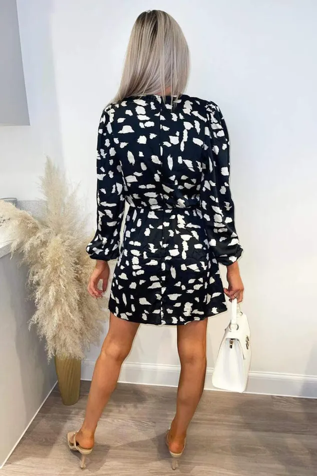 AX Paris Black And White Printed Long Sleeve V Neck Dress Wedding Guest Dresses