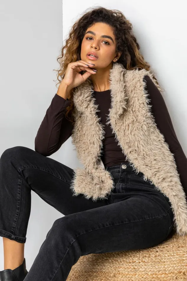 Beige Faux Fur Fluffy Gilet Women Roman Jackets