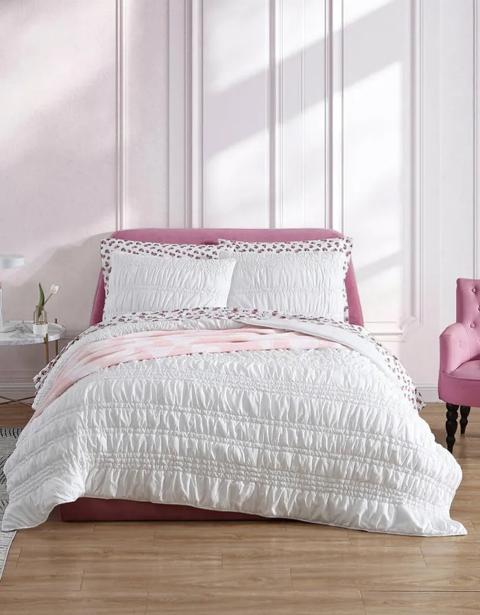 Betsey Johnson Women BETSEYS BOUDOIR SOLID WHITE KING QUILT SHAM SET MULTI