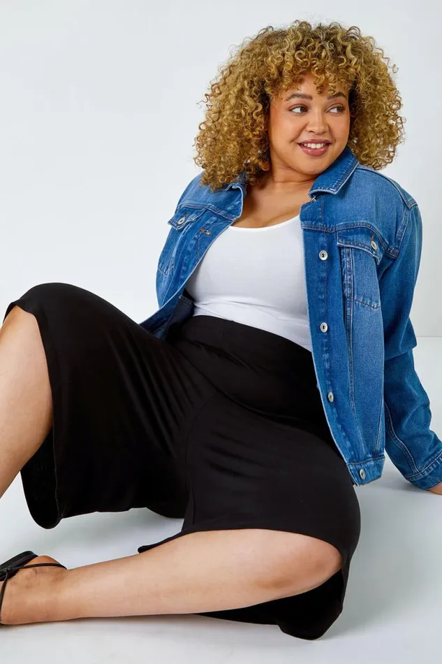 Black Curve Wide Leg Elastic Waist Stretch Shorts Women Roman Trousers