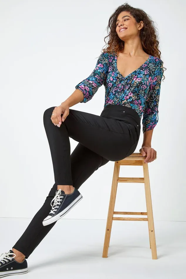 Black Elastic Waist Stretch Jean Trouser Women Roman Trousers