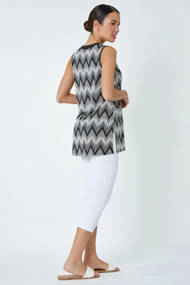 Black Zip Neck Chevron Puff Print VNeck Top Women Roman Tops