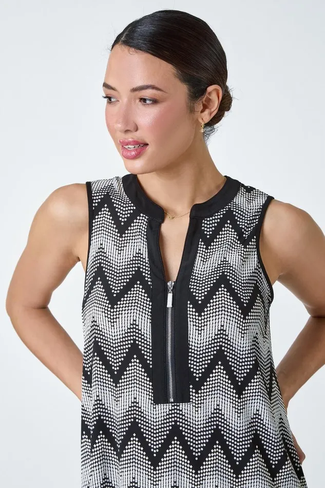 Black Zip Neck Chevron Puff Print VNeck Top Women Roman Tops