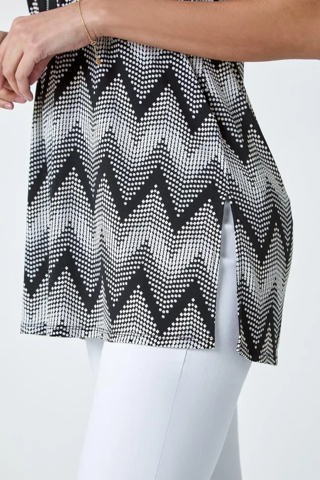 Black Zip Neck Chevron Puff Print VNeck Top Women Roman Tops