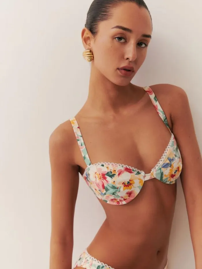 Clothing The Reformation Maldives Bikini Top Daria
