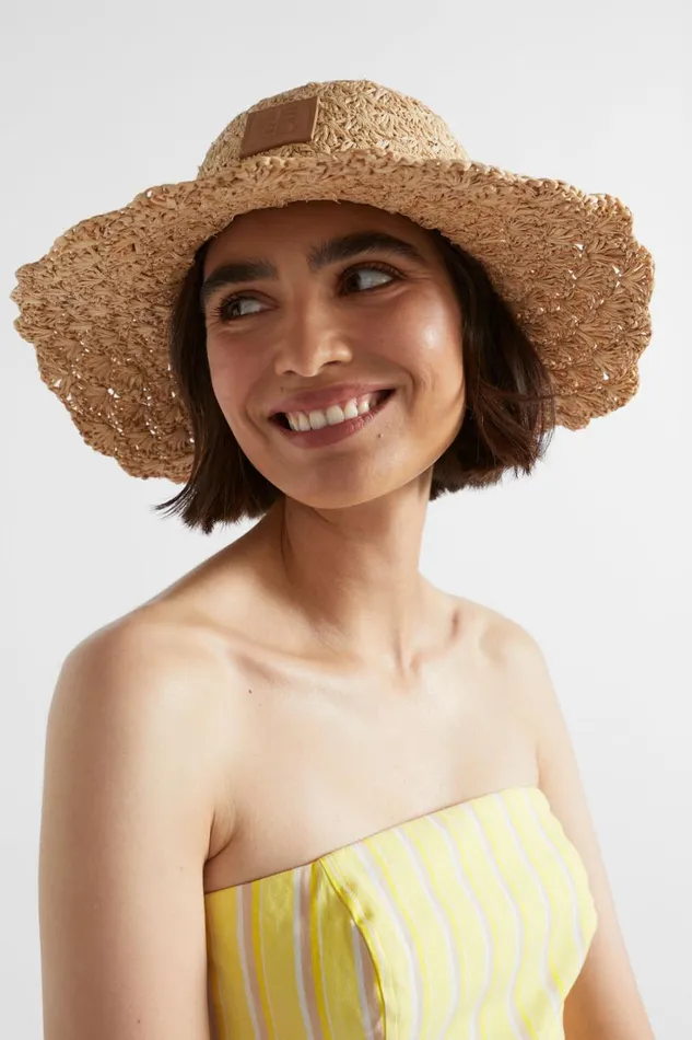 Hats and Gloves Woman Seed Heritage Scallop Textured Bucket Hat Natural