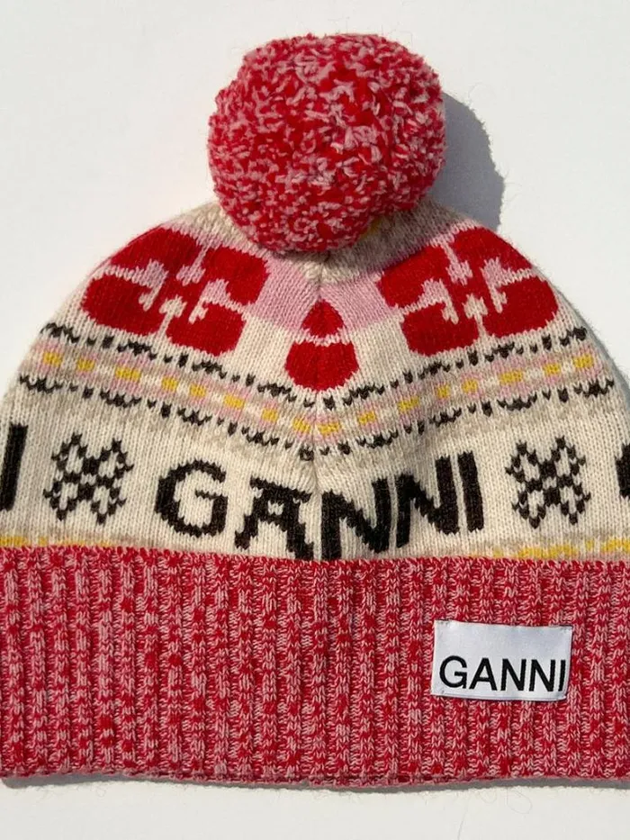 Hats Shop Lisa Says Gah Graphic Wool Beanie