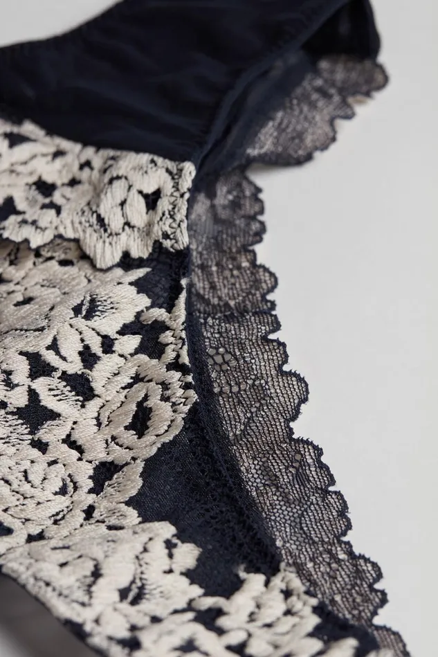 Intimissimi Brazilian Cut Women Pretty Flowers Brazilian Blue 347i 8211 Deep Bluevanilla