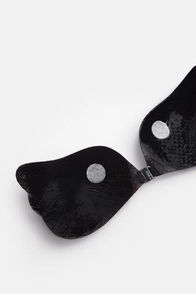Lingerie Women Karen Millen Wing Shape Gel Backed Invisible Bra Black
