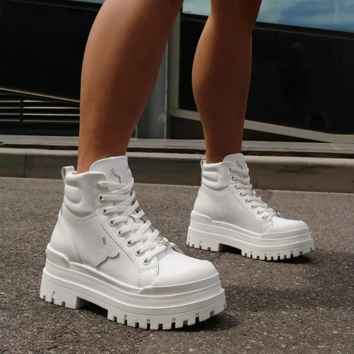 Platforms Women Windsor Smith DISASTER WHITE PLATFORM BOOTS