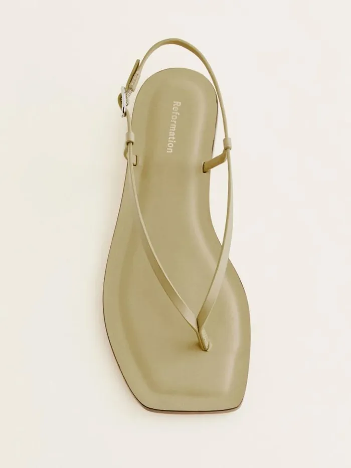 Shoes The Reformation Vincenza Thong Sandal Cerignola Leather