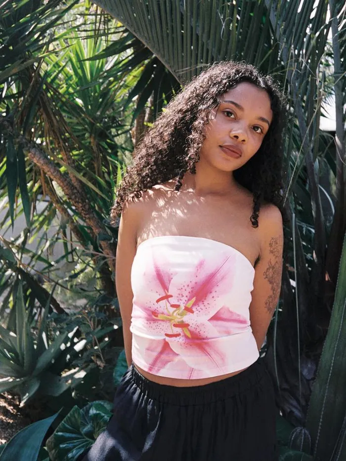 Tops Shop Lisa Says Gah Lily Tube Top