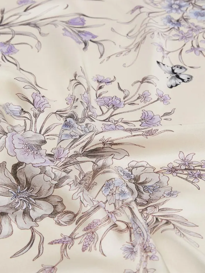 Woman Scarf In Printed Silk Twill Sand Maxmara Scarves And Foulards Woman Scarf In Printed Silk Twill Sand Maxmara Scarves And Foulards