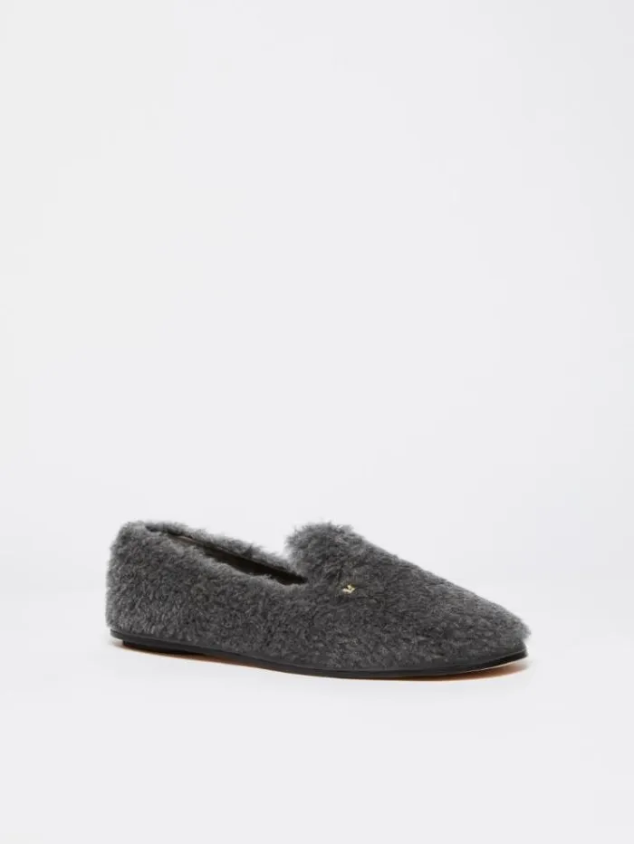 Woman Teddy Slippers Dark Grey Maxmara Flat Shoes