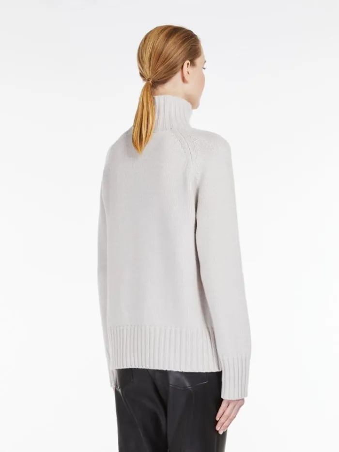 Woman Wool And Cashmere Poloneck Sweater Ecru Maxmara Knitwear And Sweatshirts Woman Wool And Cashmere Poloneck Sweater Ecru Maxmara Knitwear And Sweatshirts
